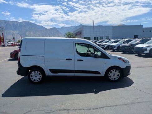 Used 2022 Ford Transit Connect XL FWD image 2