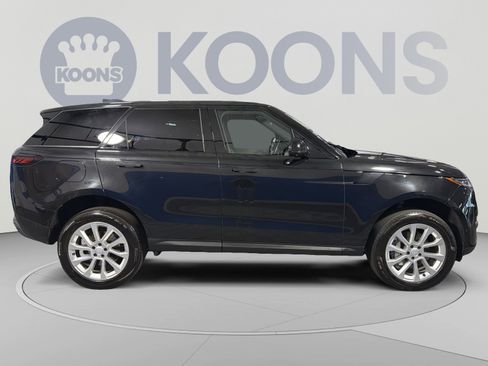 Used 2025 Land Rover Range Rover Sport SE AWD/4WD image 8