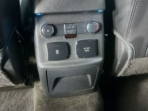 Used 2016 Ford Explorer Sport w/ Equipment Group 401A AWD/4WD image 32
