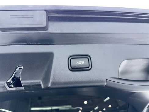 Used 2022 Hyundai Tucson Limited image 13