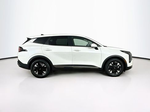 Used 2026 Kia Sportage LX FWD image 10