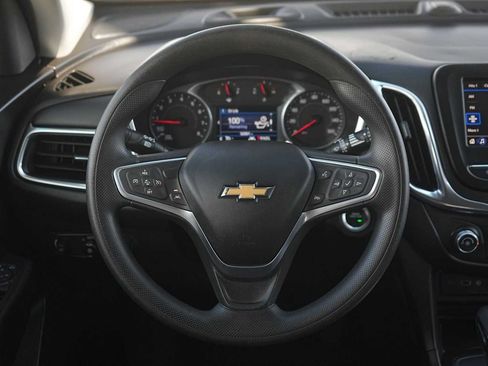 Used 2022 Chevrolet Equinox LT FWD image 16
