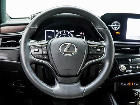 Used 2024 Lexus ES 350 w/ Premium Package image 18