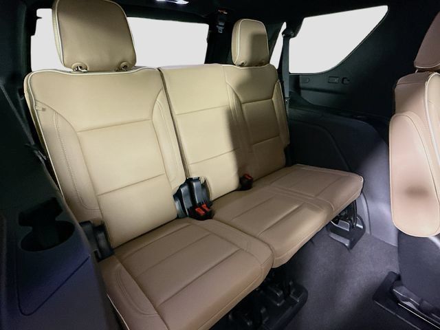 Used 2023 Chevrolet Tahoe Premier w/ Advanced Technology Package AWD/4WD image 28