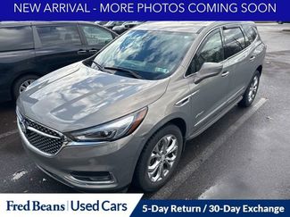 Used 2018 Buick Enclave Avenir w/ Avenir Technology Package video 3