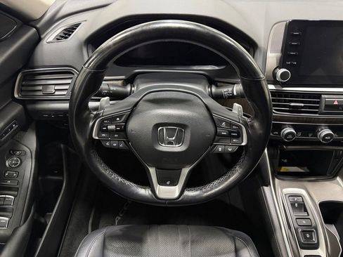 Used 2020 Honda Accord Touring image 23