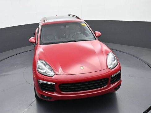 Used 2018 Porsche Cayenne S AWD/4WD image 30