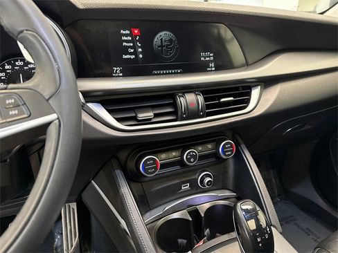 Used 2018 Alfa Romeo Stelvio Sport w/ Quick Order Package 22J Sport image 23
