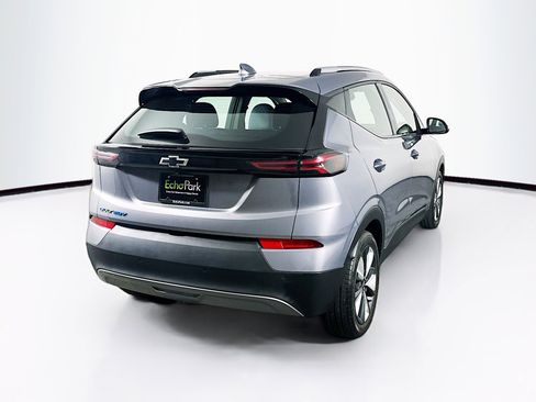 Used 2023 Chevrolet Bolt EUV LT w/ Convenience Package image 9