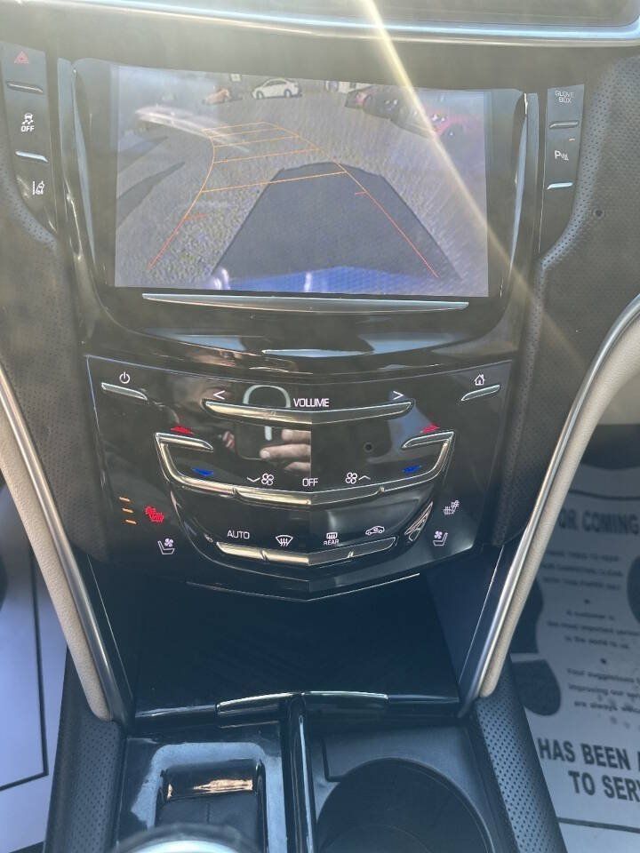 Used 2013 Cadillac XTS Platinum AWD/4WD image 18