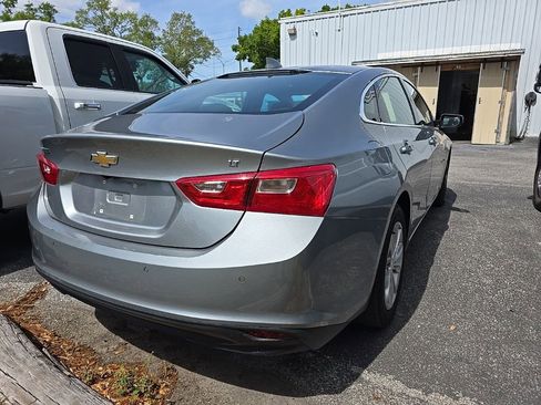 Used 2024 Chevrolet Malibu LT FWD image 2
