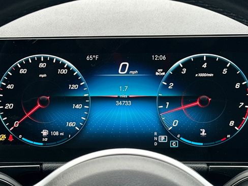 Used 2023 Mercedes-Benz GLA 250 4MATIC w/ Premium Package image 23