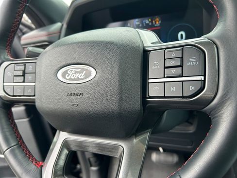 Used 2024 Ford Expedition Limited AWD/4WD image 17