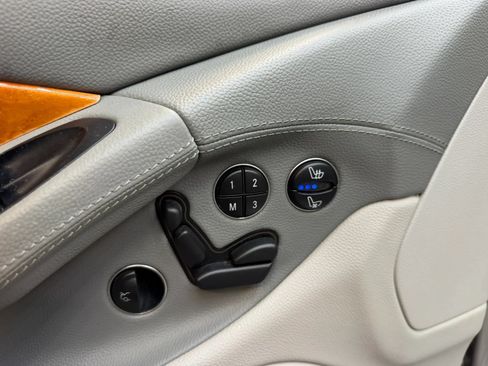 Used 2005 Mercedes-Benz SL 500 image 17