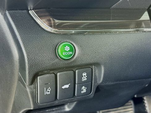 Used 2016 Honda CR-V Touring image 10