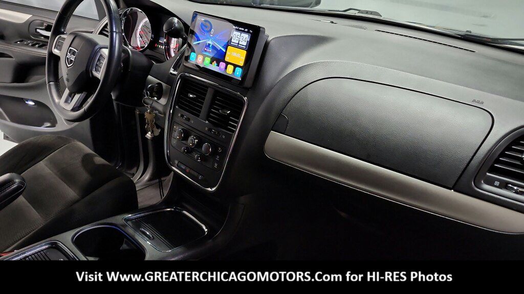 Used 2015 Dodge Grand Caravan SXT w/ Blacktop Package FWD image 37