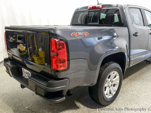 Used 2016 Chevrolet Colorado LT w/ LT Convenience Package image 8