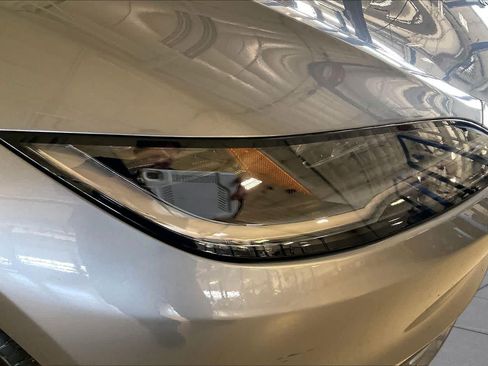 Used 2025 Tesla Model 3 Long Range AWD/4WD image 25