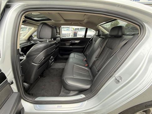 Used 2018 BMW 750Li xDrive AWD/4WD image 20