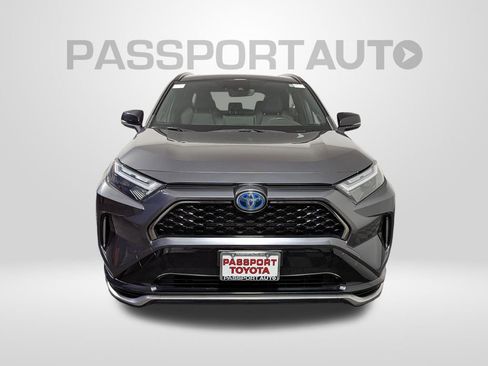 Used 2022 Toyota RAV4 XSE w/ Weather Package image 12