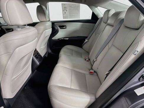 Used 2016 Toyota Avalon XLE FWD image 33