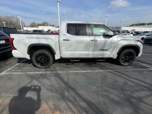 New 2026 Toyota Tundra Limited AWD/4WD image 13