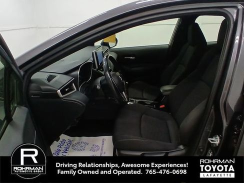 Used 2022 Toyota Corolla SE FWD image 11