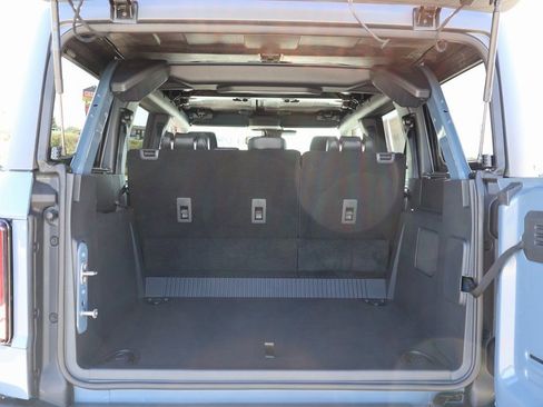 New 2025 Ford Bronco Outer Banks w/ Sasquatch Package image 14