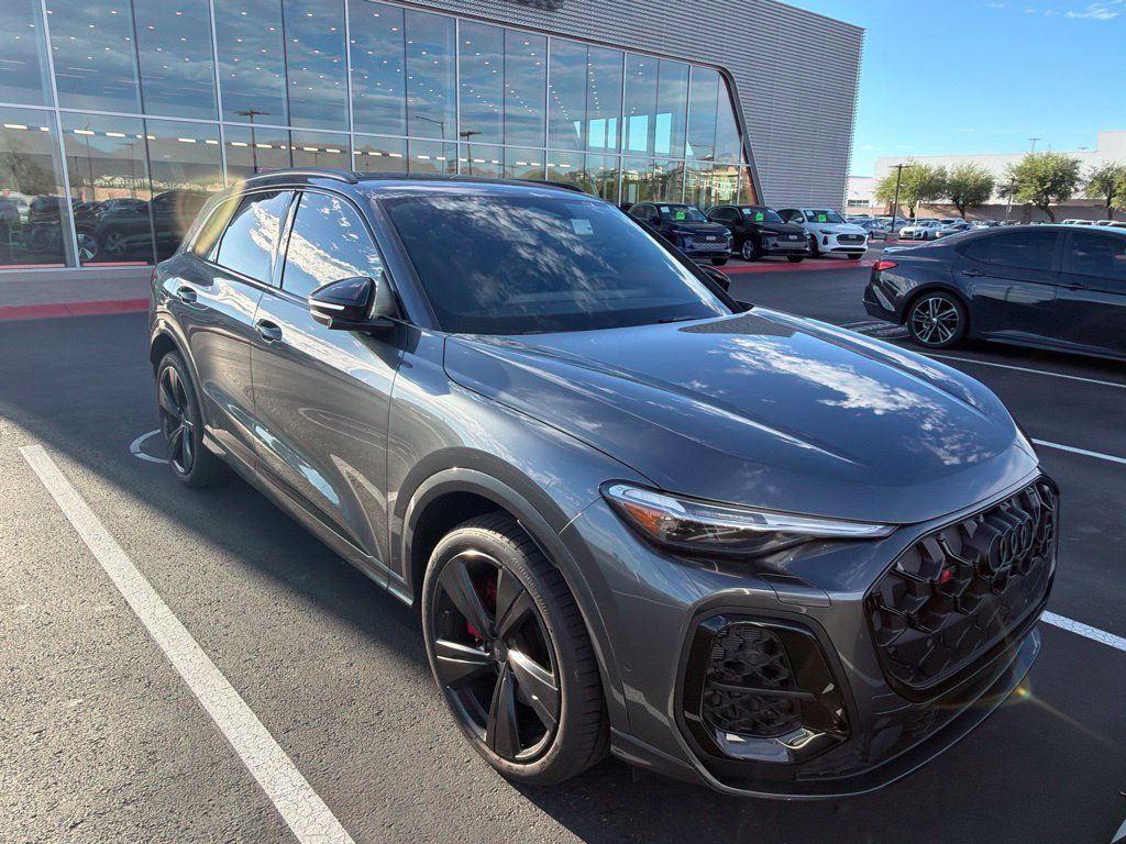 Used 2026 Audi SQ5 Premium Plus AWD/4WD image 3