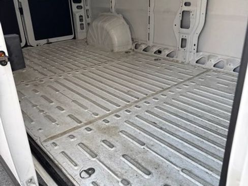 Used 2026 RAM ProMaster 2500 w/ Convenience Group FWD image 7
