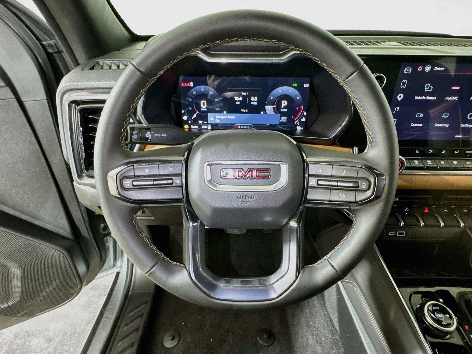 Certified 2026 GMC Canyon AT4 AWD/4WD image 9