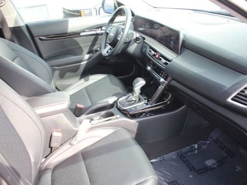 Used 2024 Kia Seltos EX AWD/4WD image 34