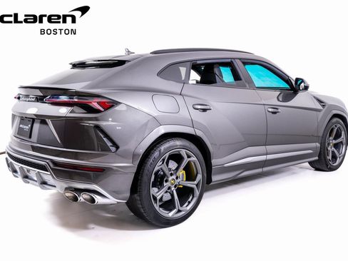 Used 2021 Lamborghini Urus AWD/4WD image 5