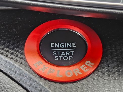 Used 2023 Ford Explorer ST-Line w/ Class IV Trailer Tow Package image 21