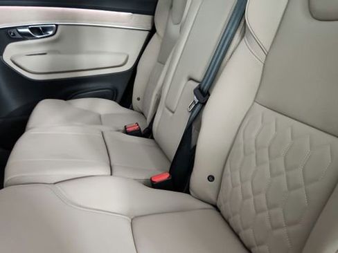 Certified 2026 Volvo XC90 B6 Plus w/ Protection Package Premier AWD/4WD image 29