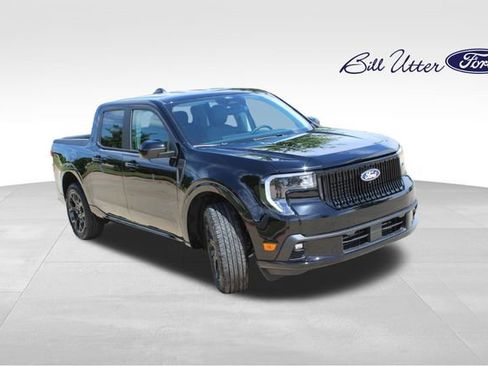 New 2026 Ford Maverick Lobo AWD/4WD image 2