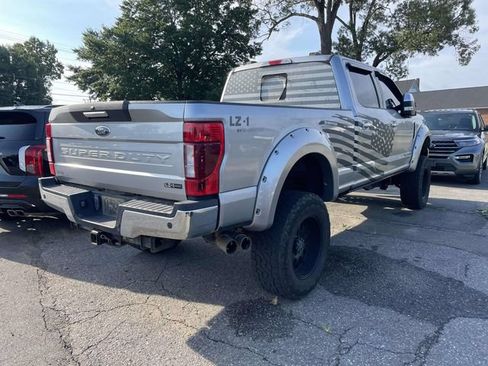 Used 2022 Ford F250 XLT w/ XLT Premium Package AWD/4WD image 6