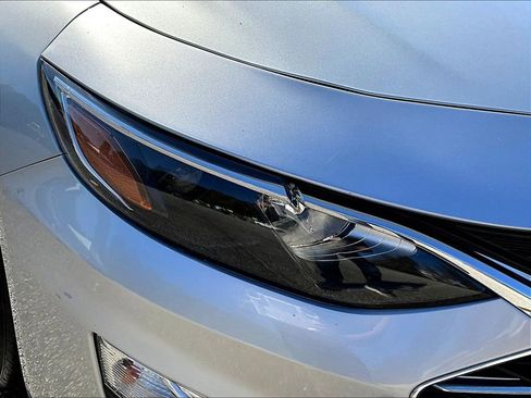 Certified 2019 Chevrolet Malibu LS image 28