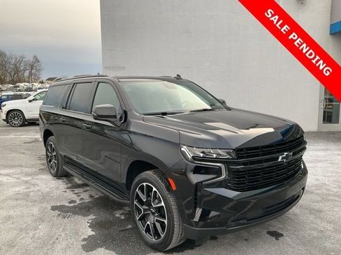 Certified 2024 Chevrolet Suburban RST w/ Luxury Package image 1