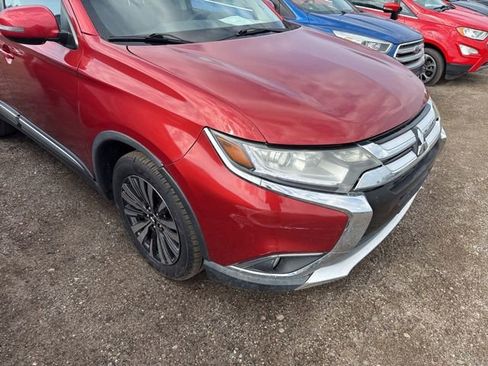 Used 2019 Mitsubishi Outlander SE FWD image 5