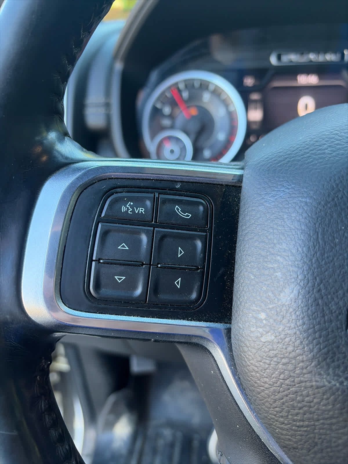 Used 2019 RAM 2500 Laramie AWD/4WD image 22