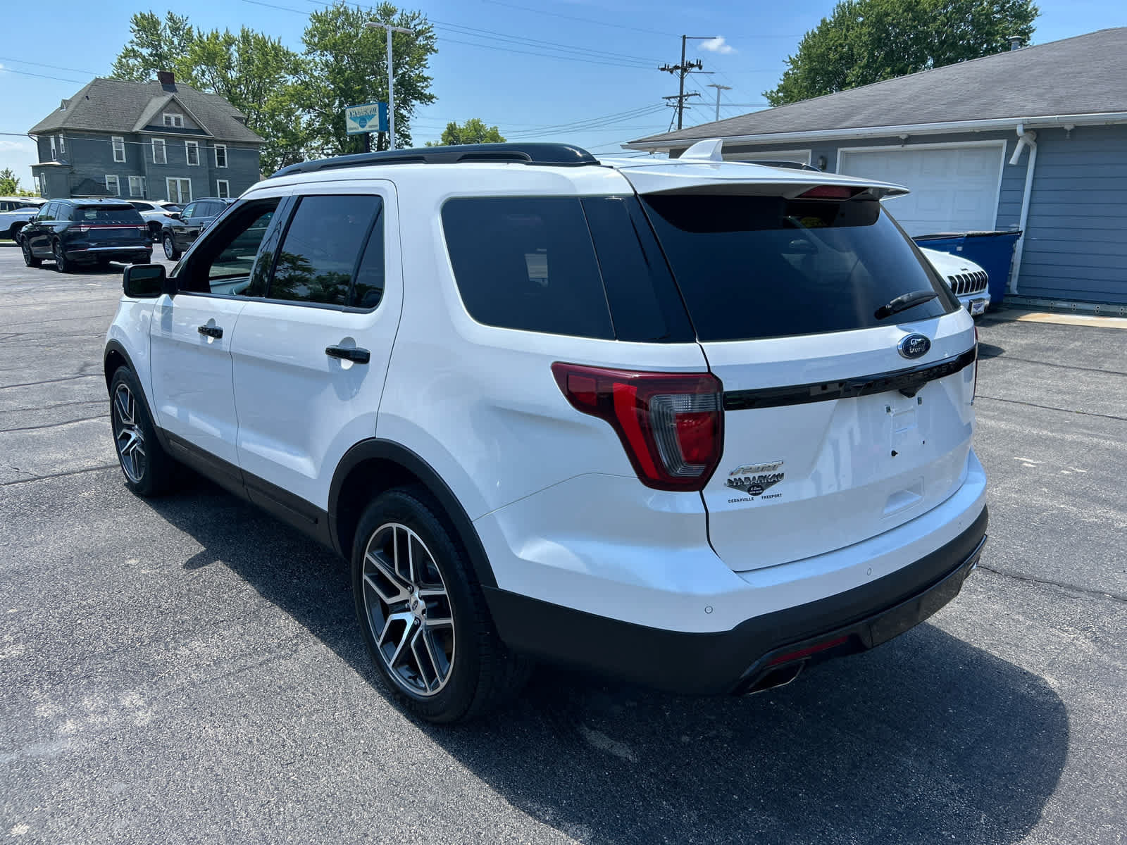 Used 2016 Ford Explorer Sport w/ Equipment Group 401A AWD/4WD image 7