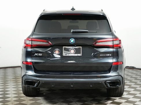 Used 2022 BMW X5 xDrive45e w/ M Sport Package image 6