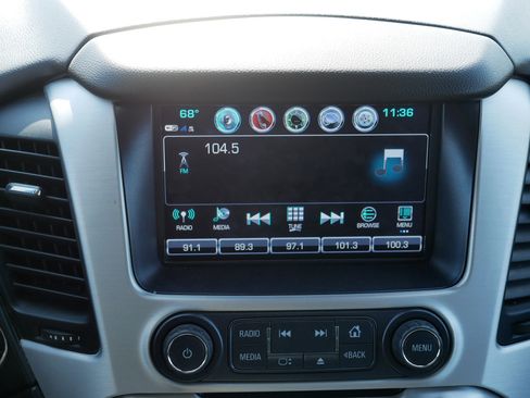 Used 2019 GMC Yukon XL SLT w/ Open Road Package AWD/4WD image 28