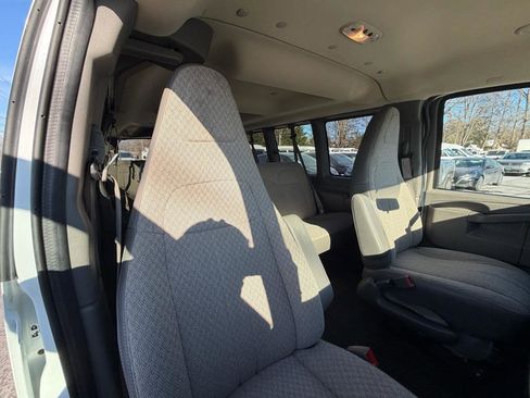 Used 2023 Chevrolet Express 3500 LS image 27