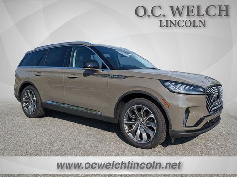 New 2025 Lincoln Aviator 2WD w/ Equipment Group 101A image 1