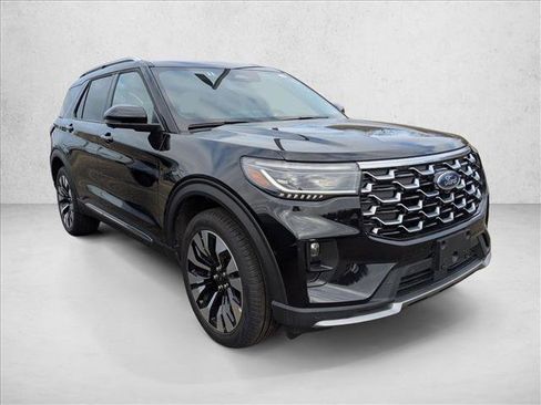 Used 2025 Ford Explorer Platinum w/ LUX Leather Package image 3