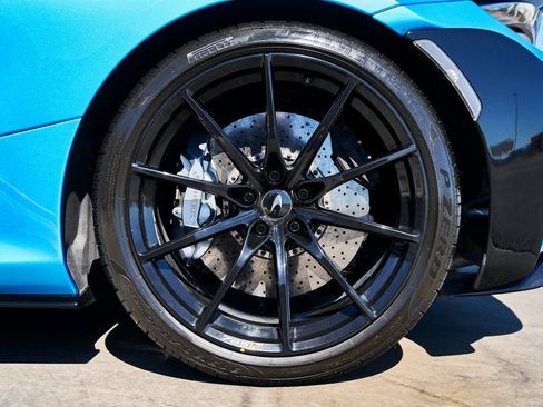 Used 2021 McLaren 765LT image 24