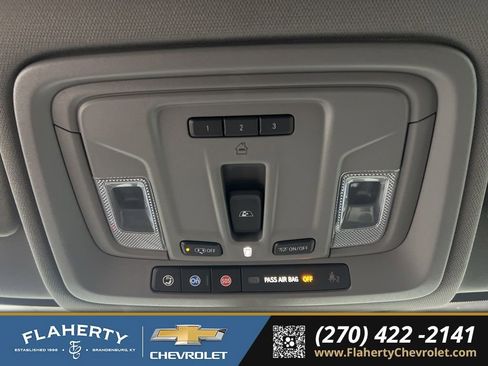 Used 2022 Chevrolet Silverado 1500 LT image 34