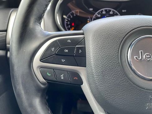 Used 2022 Jeep Grand Cherokee Laredo E w/ Security & Convenience Group AWD/4WD image 15